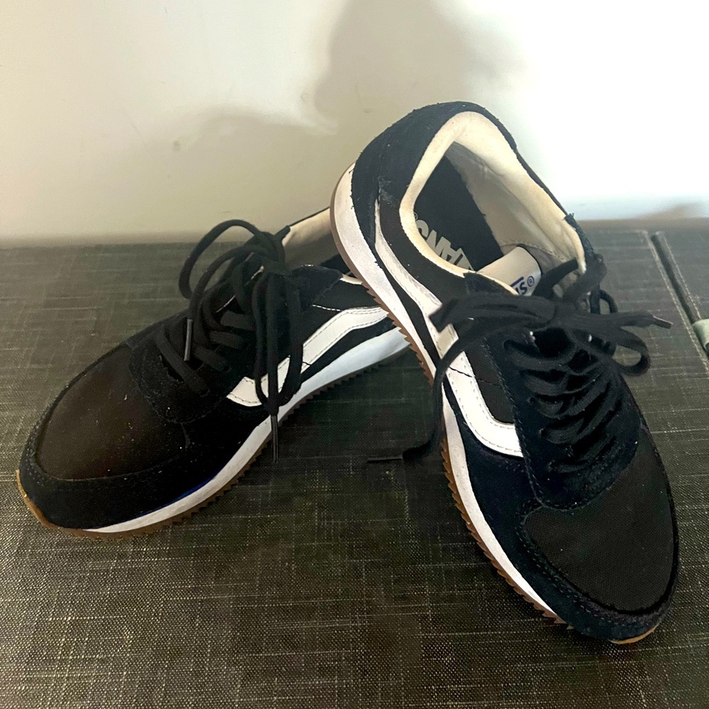Vans fashion sneaker. Sleek design. For walk-gym, or styled w jeans or dress.